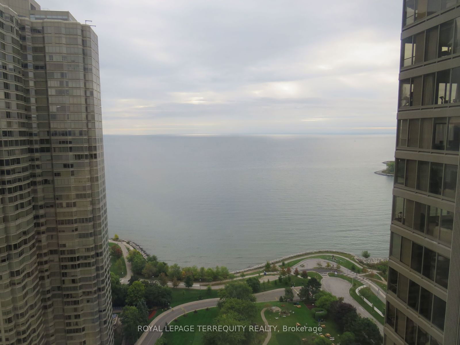 2045 Lakeshore Blvd W, unit 3305 for sale