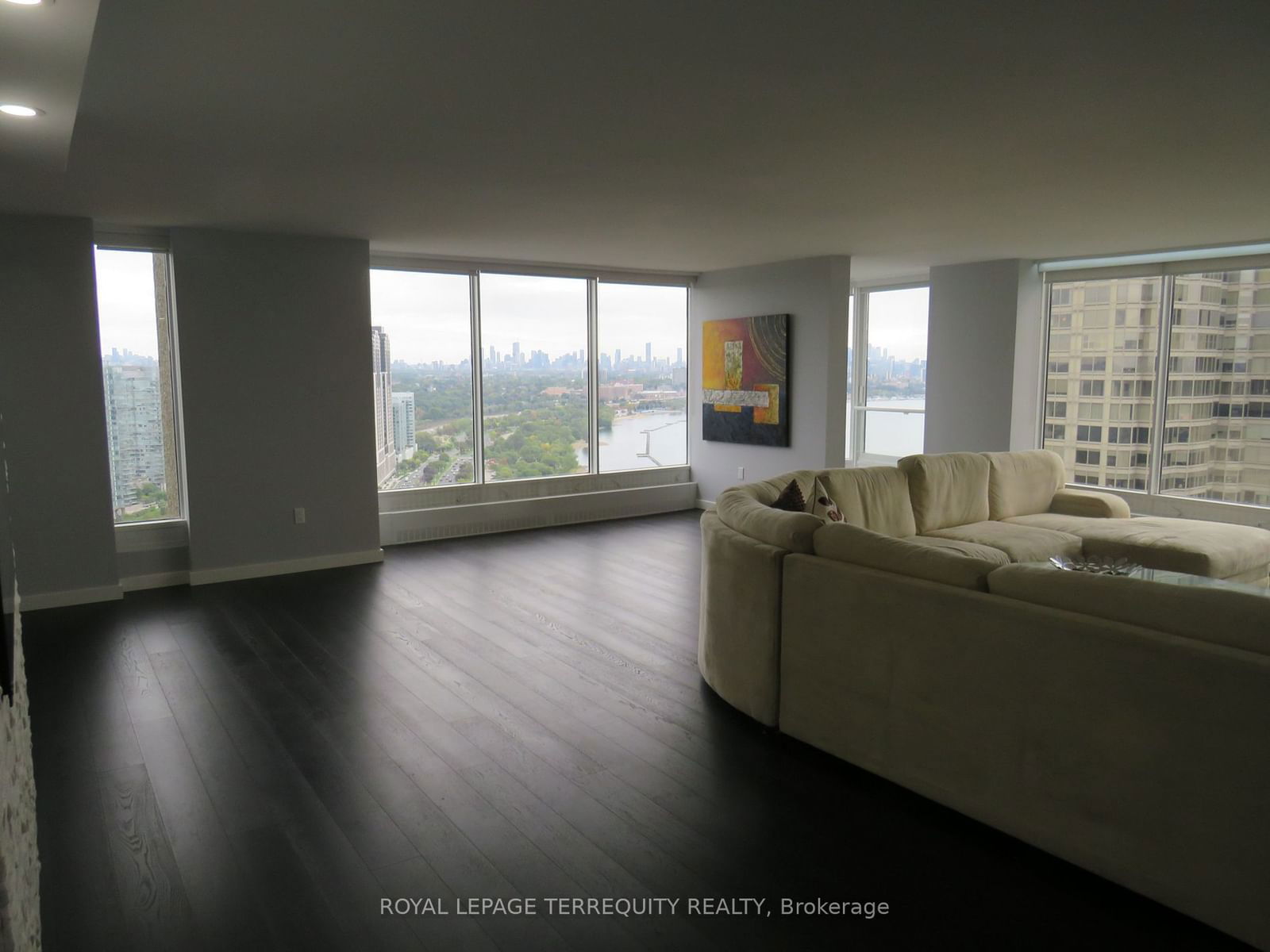 2045 Lakeshore Blvd W, unit 3305 for sale