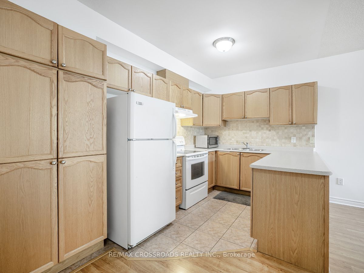 38 Gibson Ave, unit 19 for sale