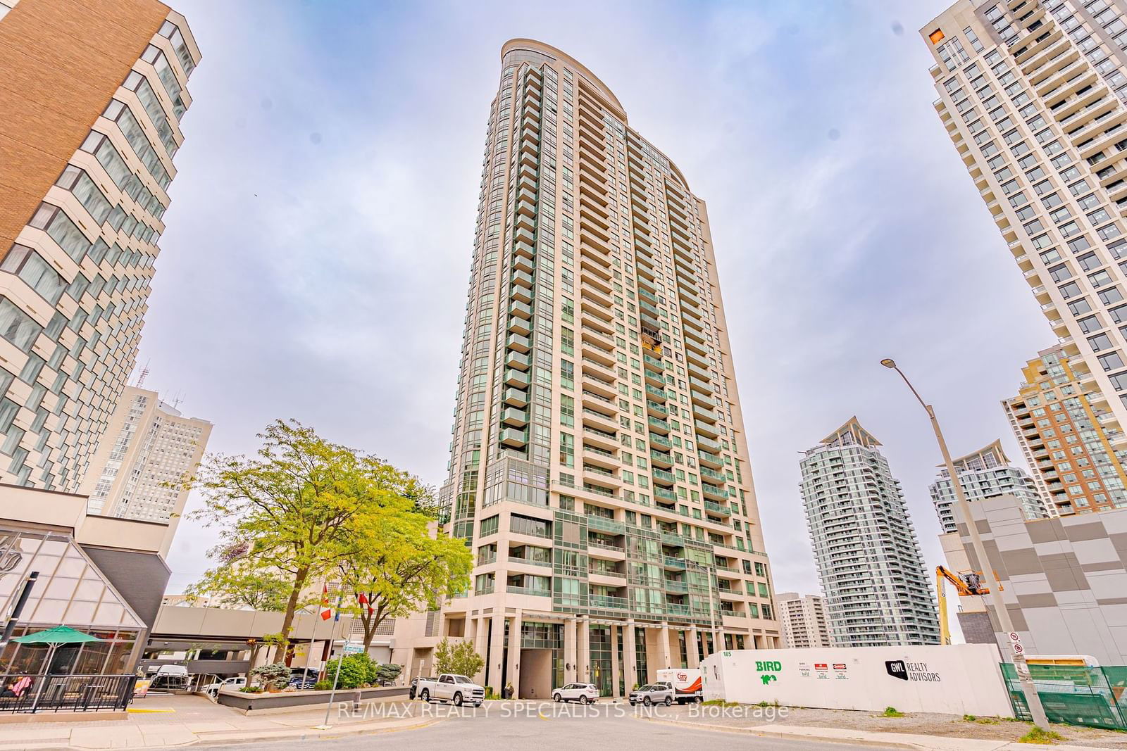 208 Enfield Pl, unit 603 for sale