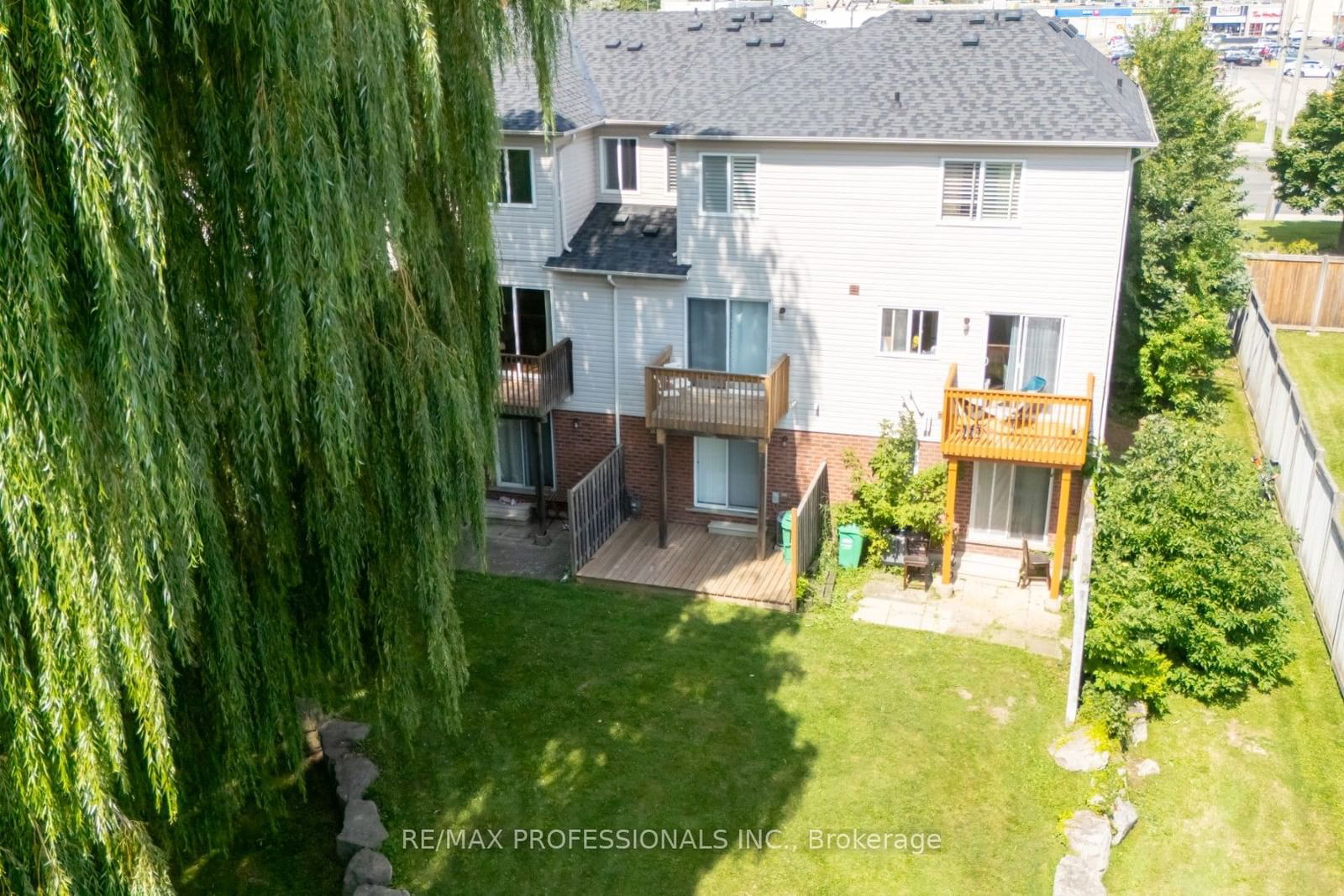 1128 Dundas St West Townhomes, Mississauga, Toronto