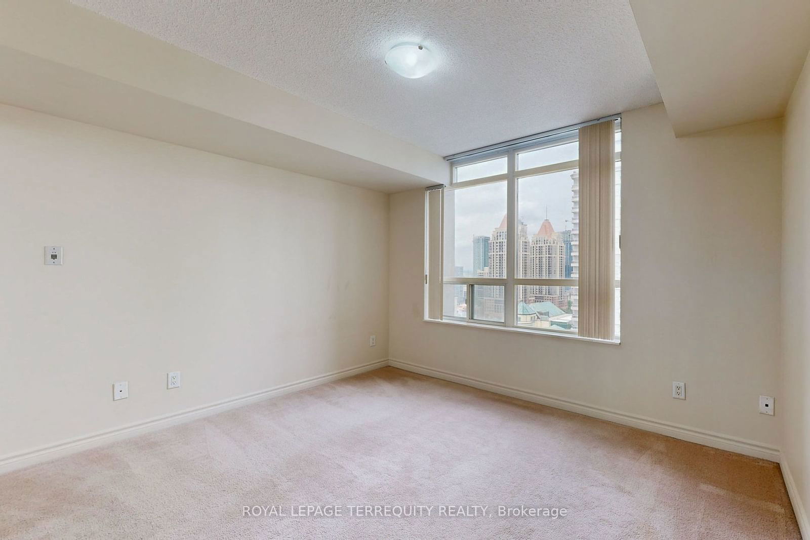 3880 Duke Of York Blvd W, unit 2001 for sale