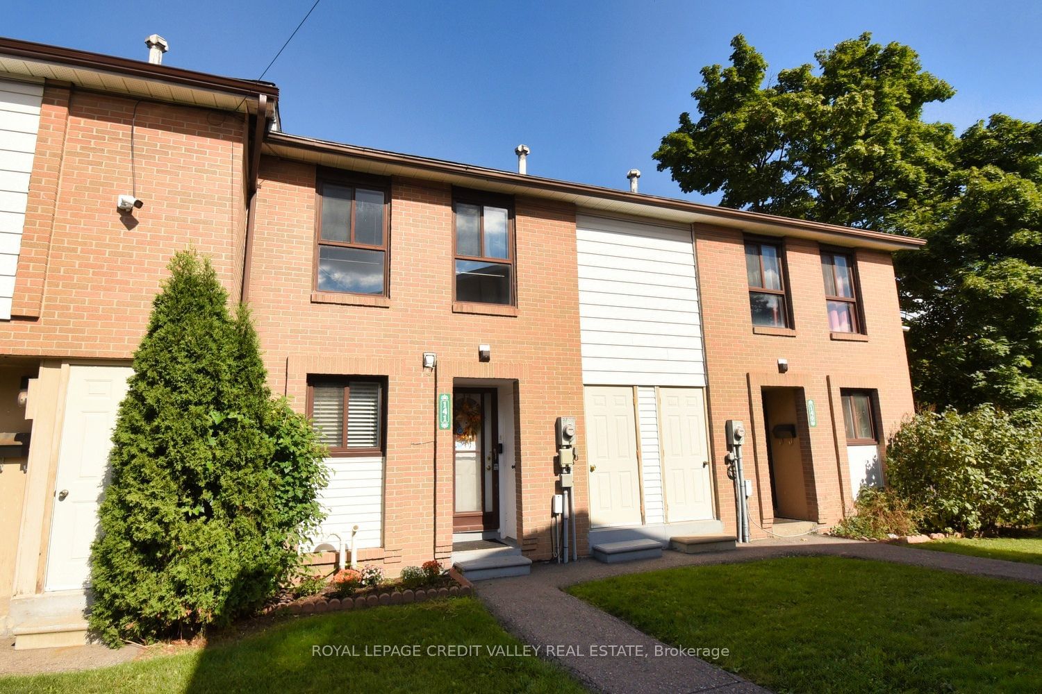 141 Fleetwood Cres, unit 141 for sale