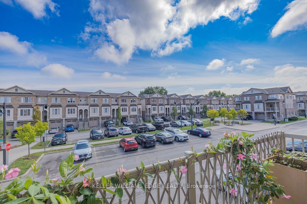 LIV Townhomes, Burlington, Toronto