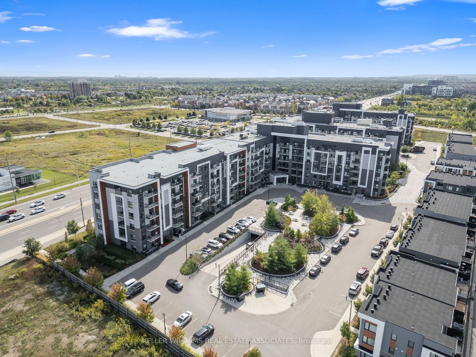 128 Grovewood Common, unit 226 for sale