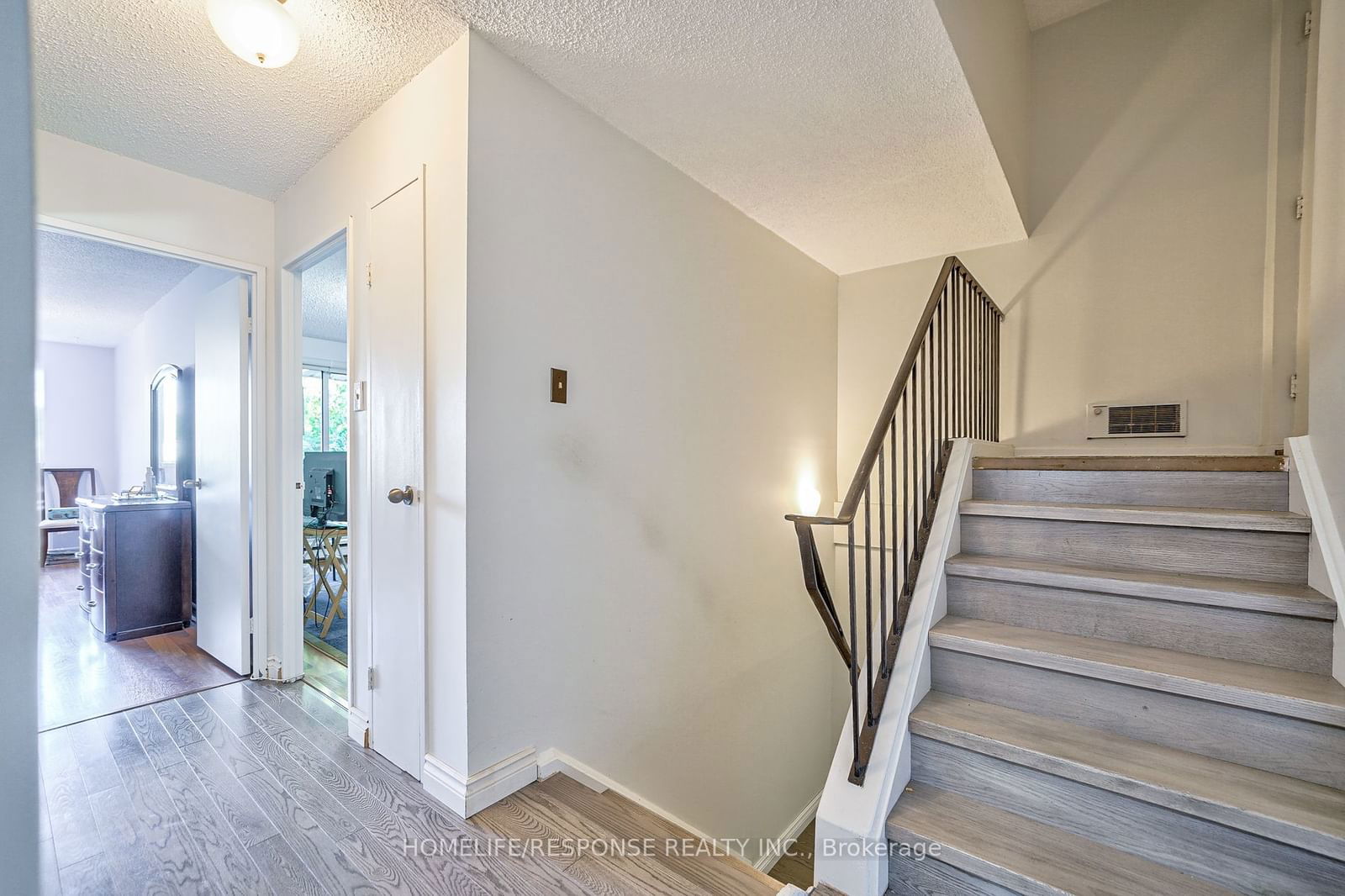 2170 Bromsgrove Road Townhomes, Mississauga, Toronto