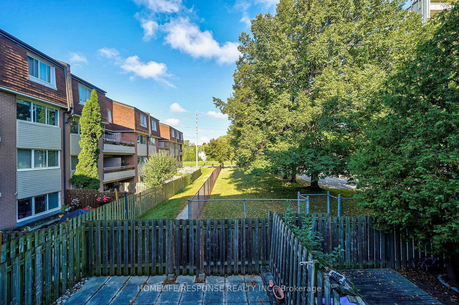 2170 Bromsgrove Road Townhomes, Mississauga, Toronto