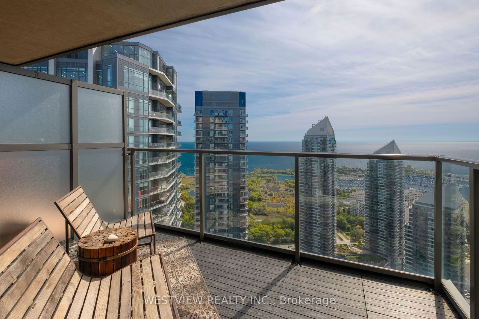 36 Park Lawn Rd, unit 4102 for sale