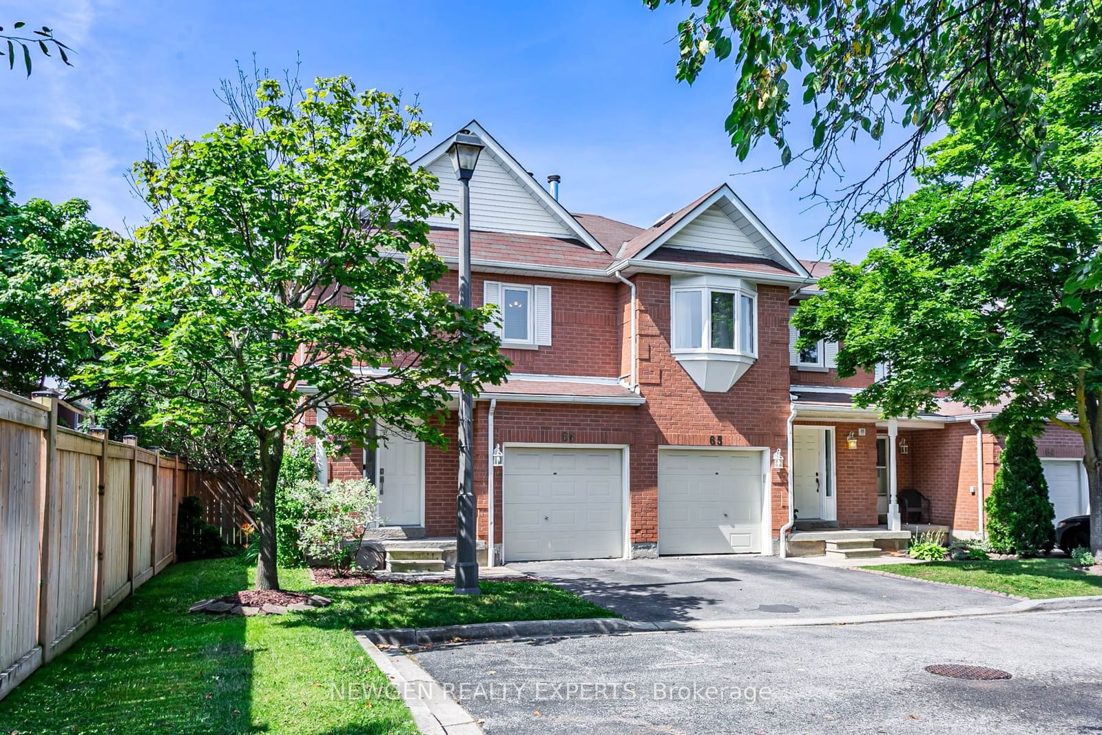 6050 Bidwell Trail Townhomes, Mississauga, Toronto