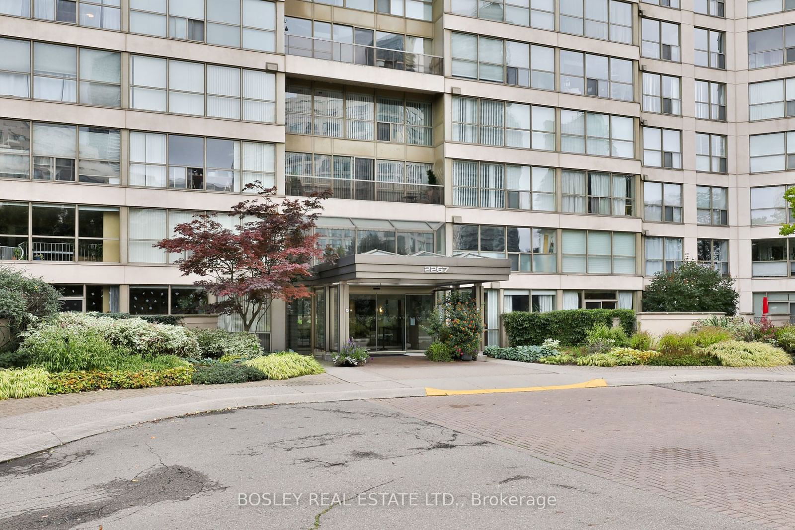 2267 Lake Shore Blvd, unit 420 for sale