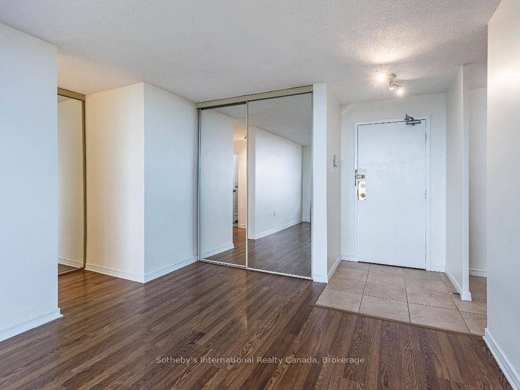 3120 Kirwin Ave, unit 1110 for sale