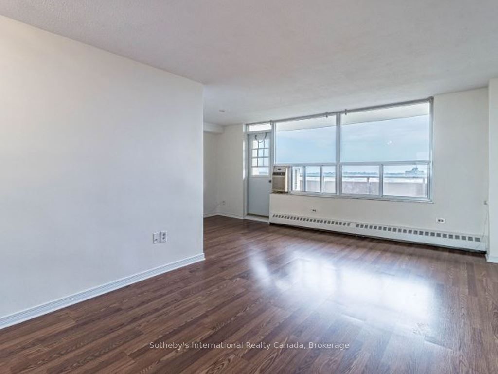 3120 Kirwin Ave, unit 1110 for sale