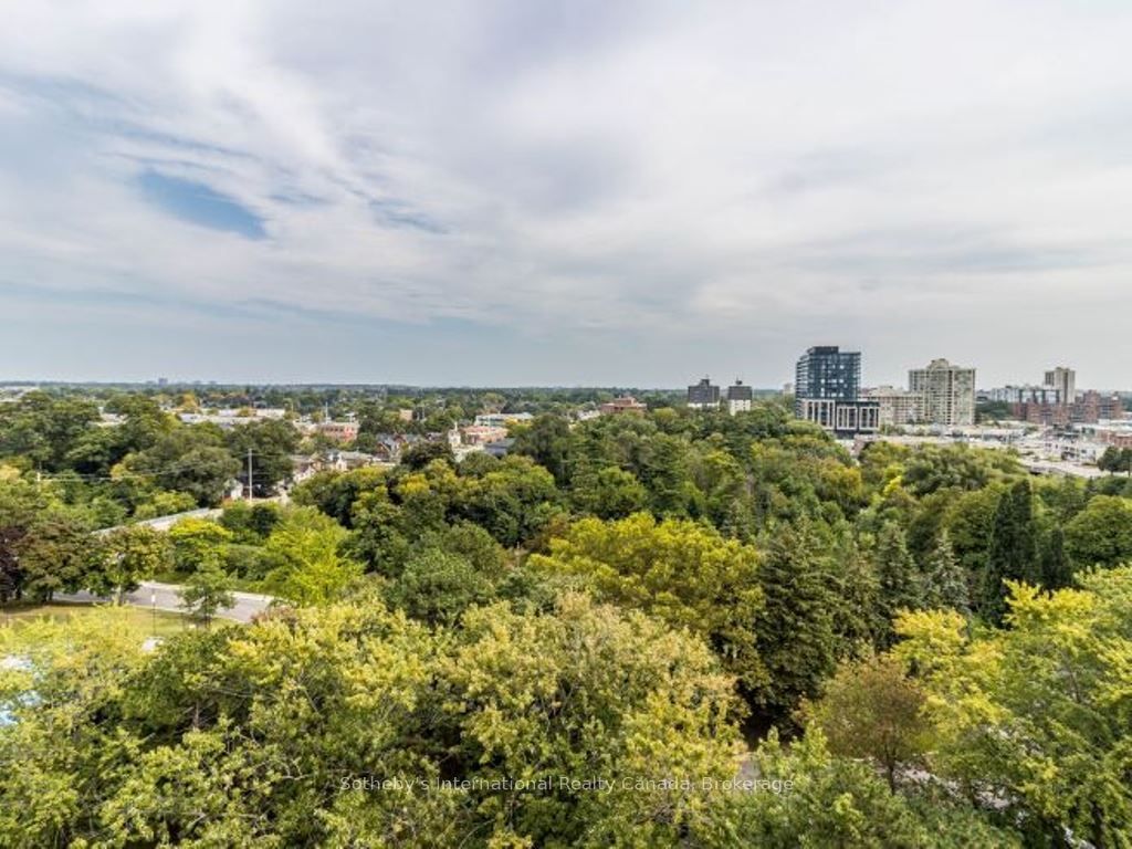 3120 Kirwin Ave, unit 1110 for sale