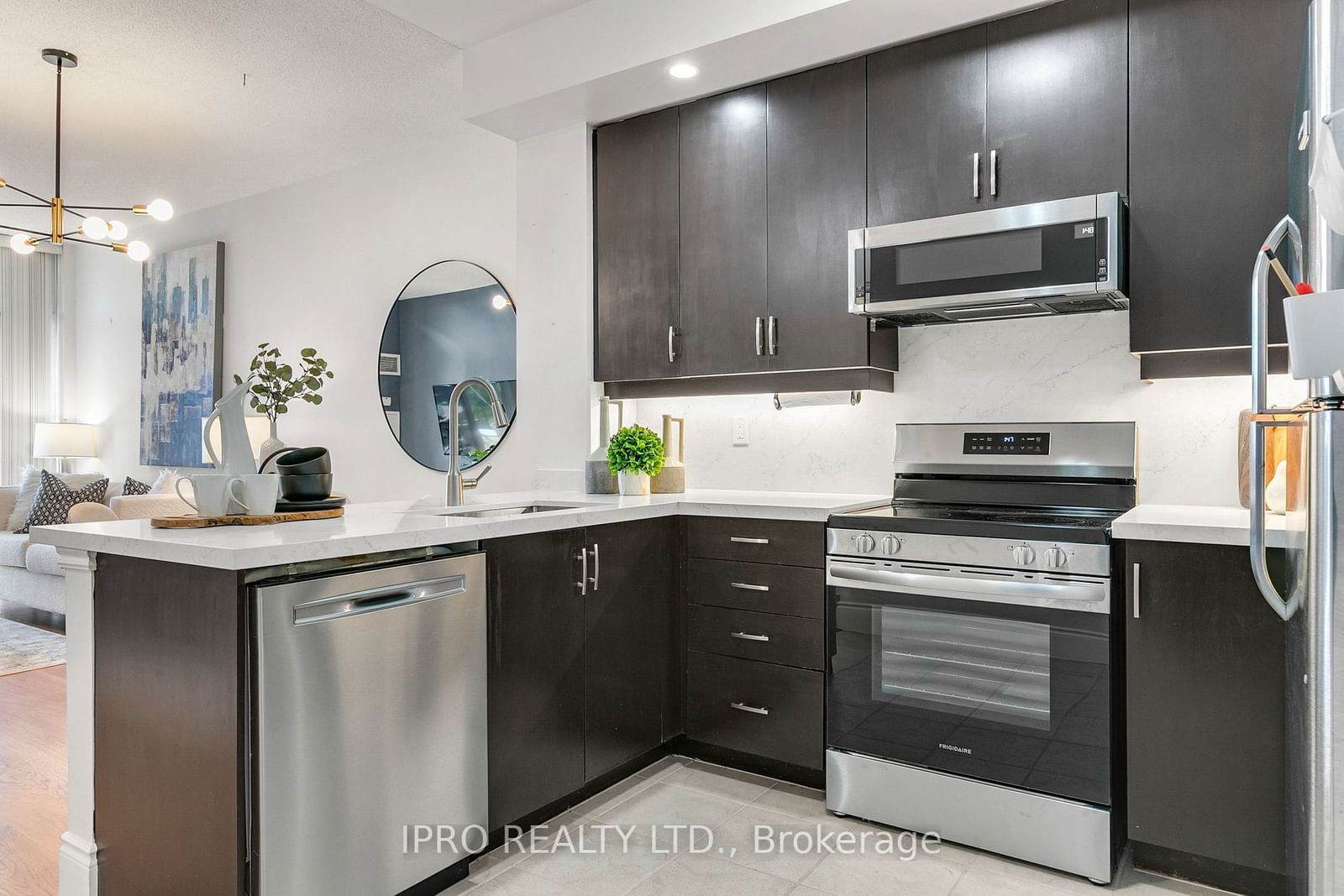 5233 Dundas St W, unit 327 for sale