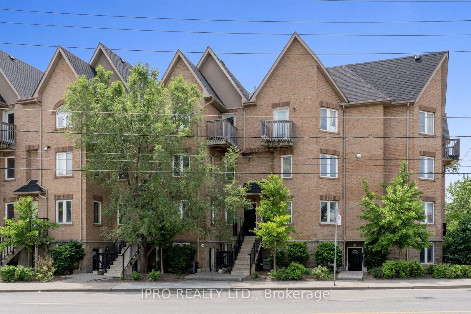 1530 Weston Road Townhomes, York Crosstown, Toronto