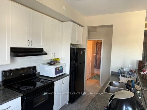 3055 Thomas St, unit 411 for rent