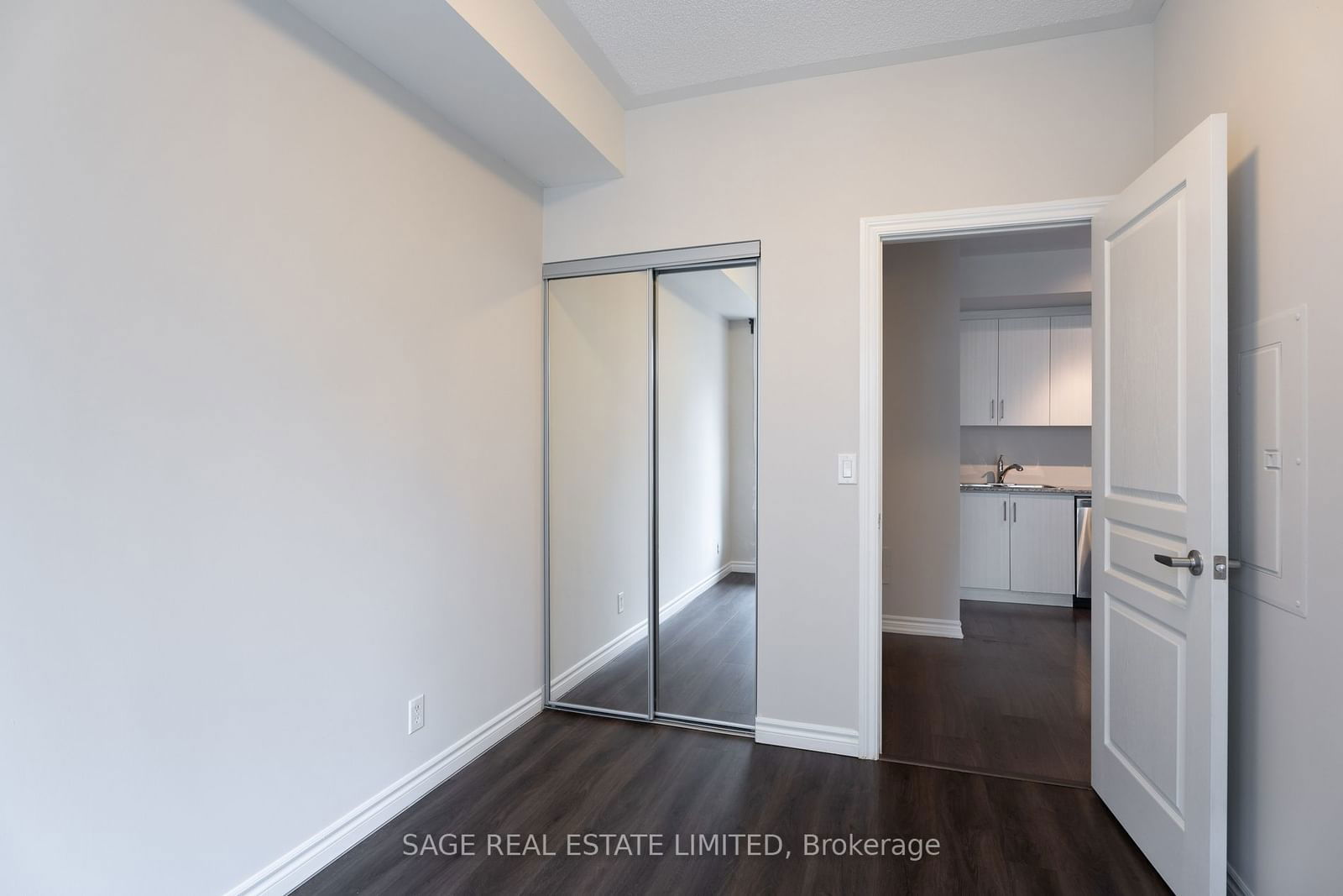 140 Long Branch Ave, unit 5 for rent