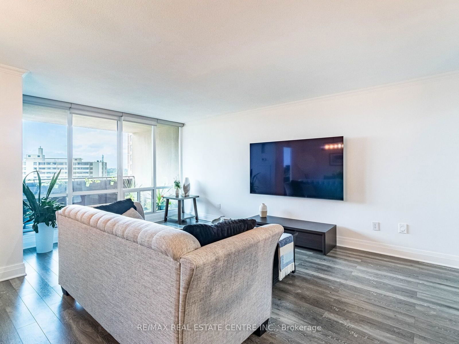 716 The West Mall, unit 1111 for sale