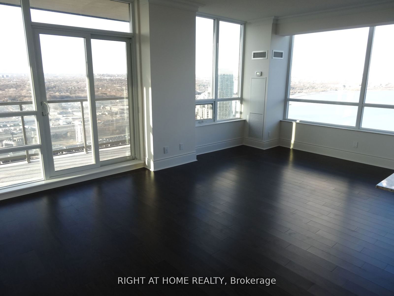 2230 Lake Shore Blvd W, unit 4304 for sale