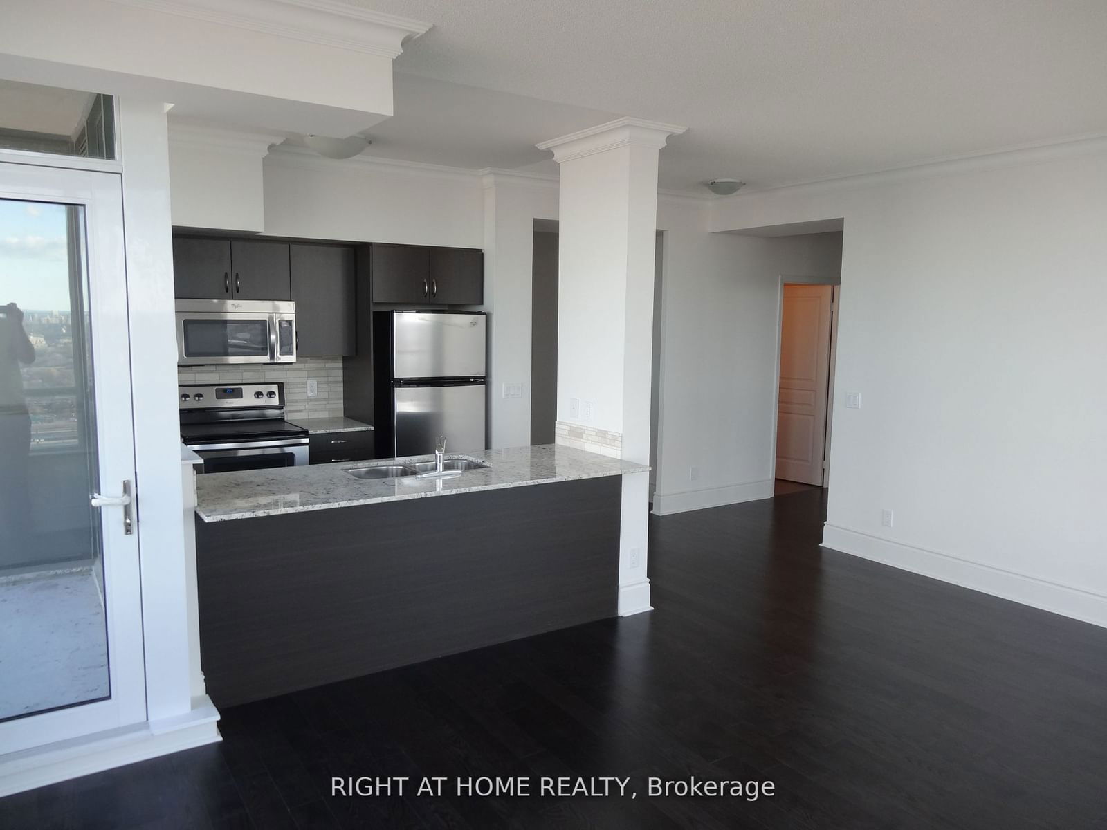 2230 Lake Shore Blvd W, unit 4304 for rent