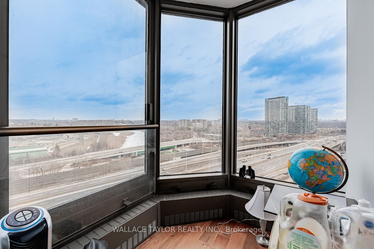 2045 Lake Shore Blvd W, unit 1612 for sale