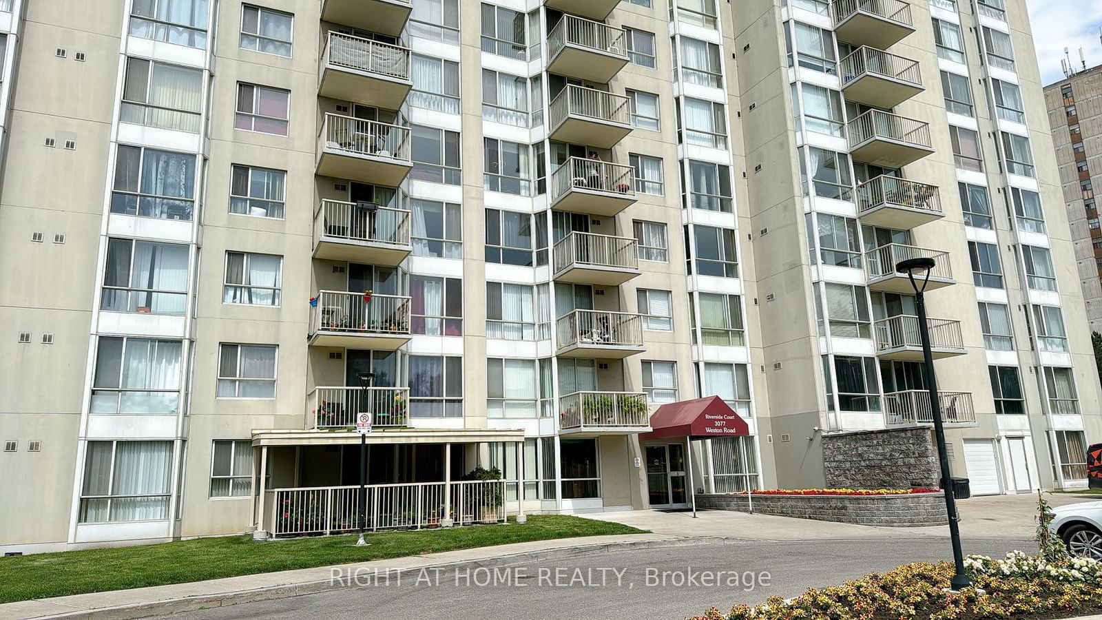 3077 Weston Rd, unit 1006 for sale