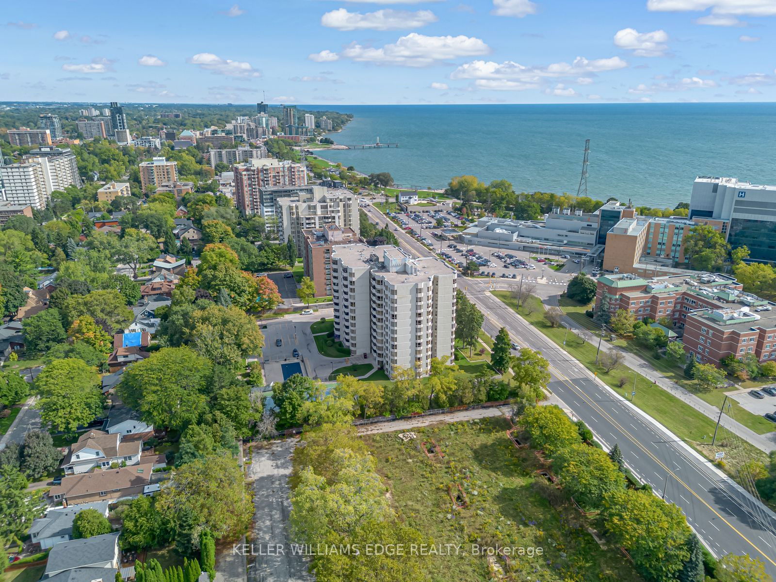 1201 North Shore Blvd E, unit 606 for sale