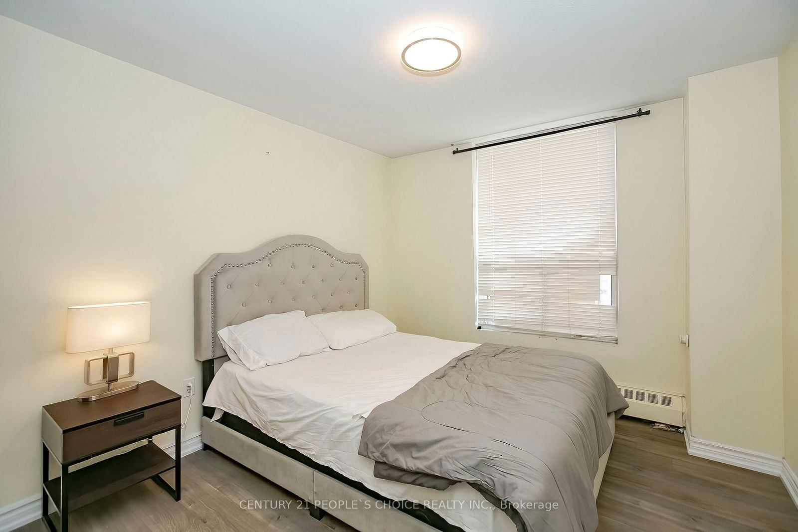 3120 Kirwin Ave, unit 1003 for sale