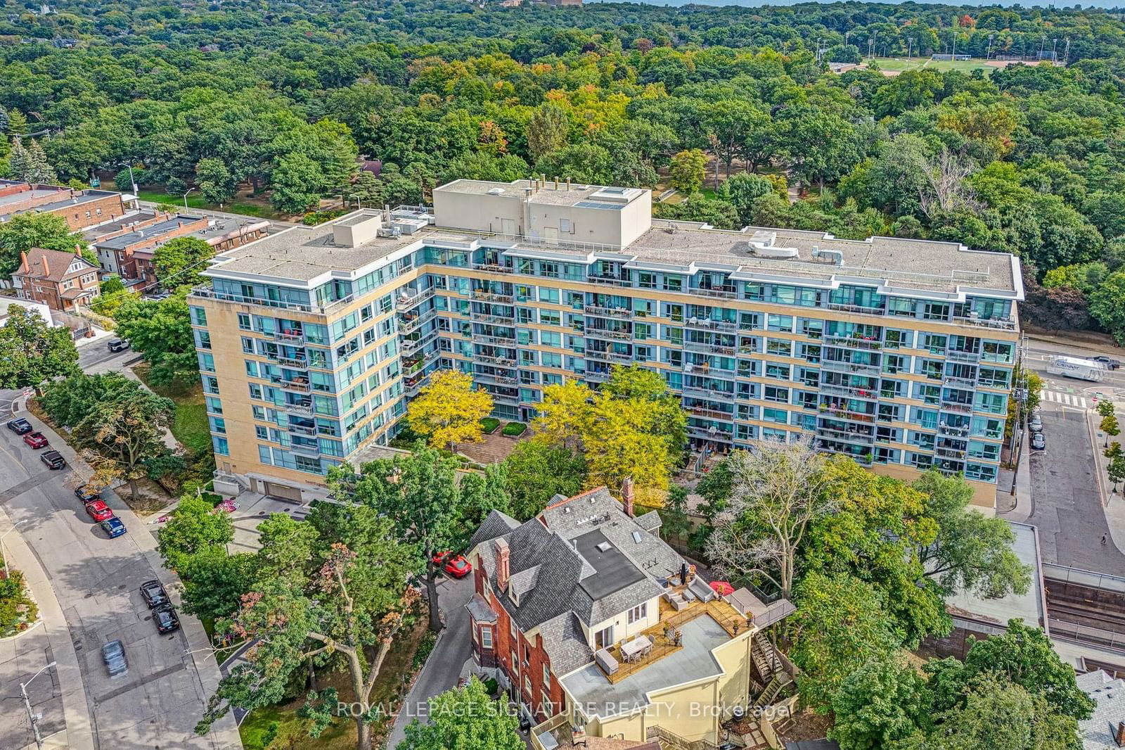 Twenty Gothic, West End, Toronto