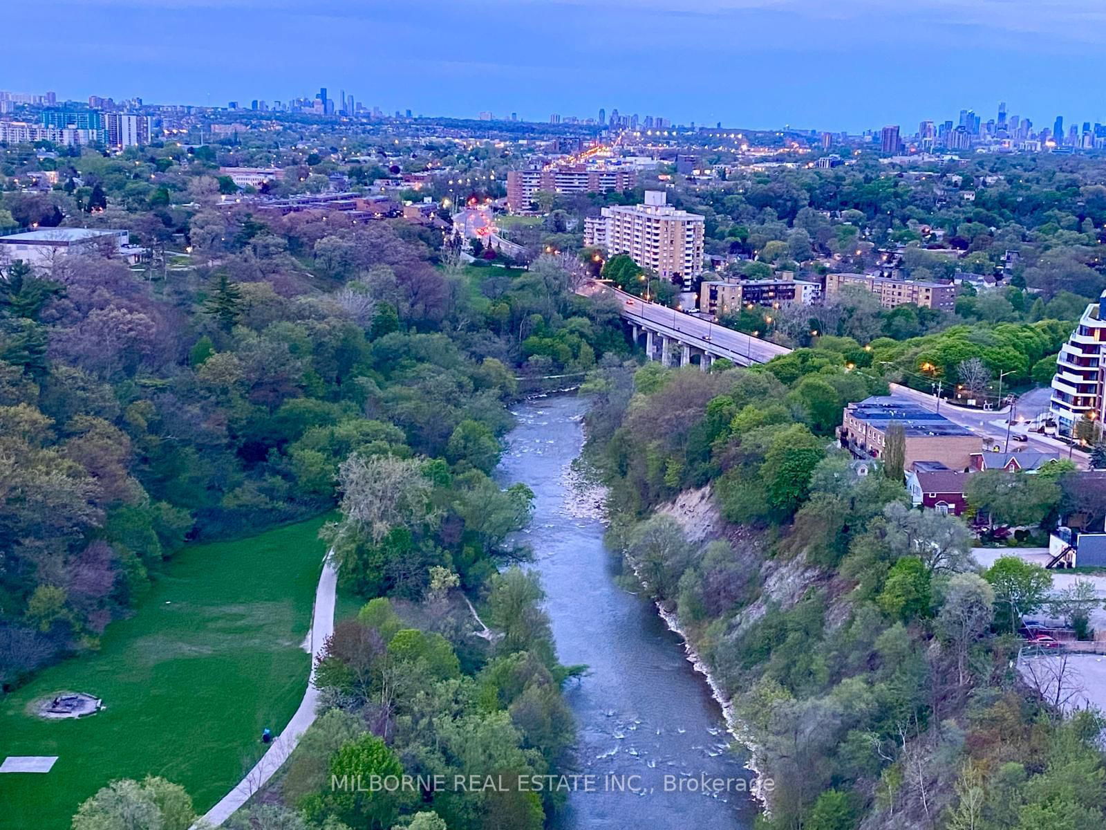 Kingsway By The River, Etobicoke, Toronto