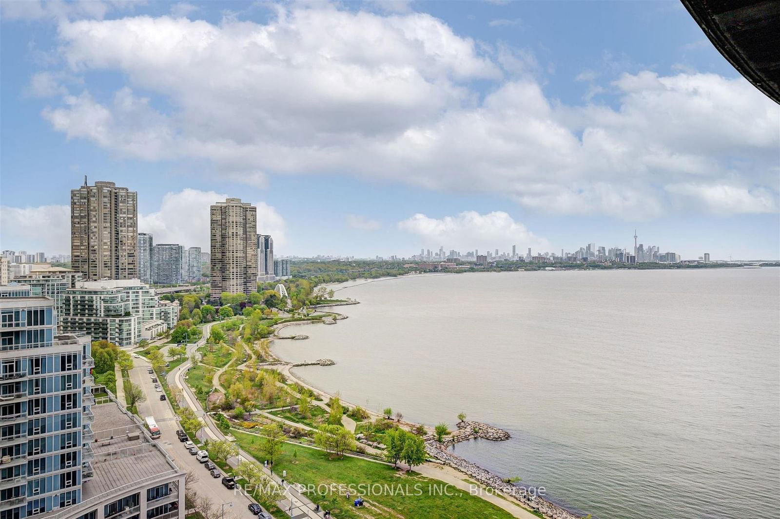 Waterscapes Condos, Etobicoke, Toronto