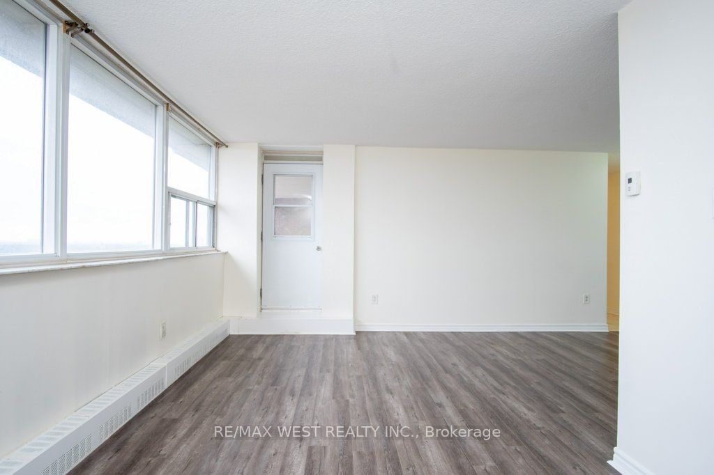 3501 Glen Erin Dr, unit 1001 for rent