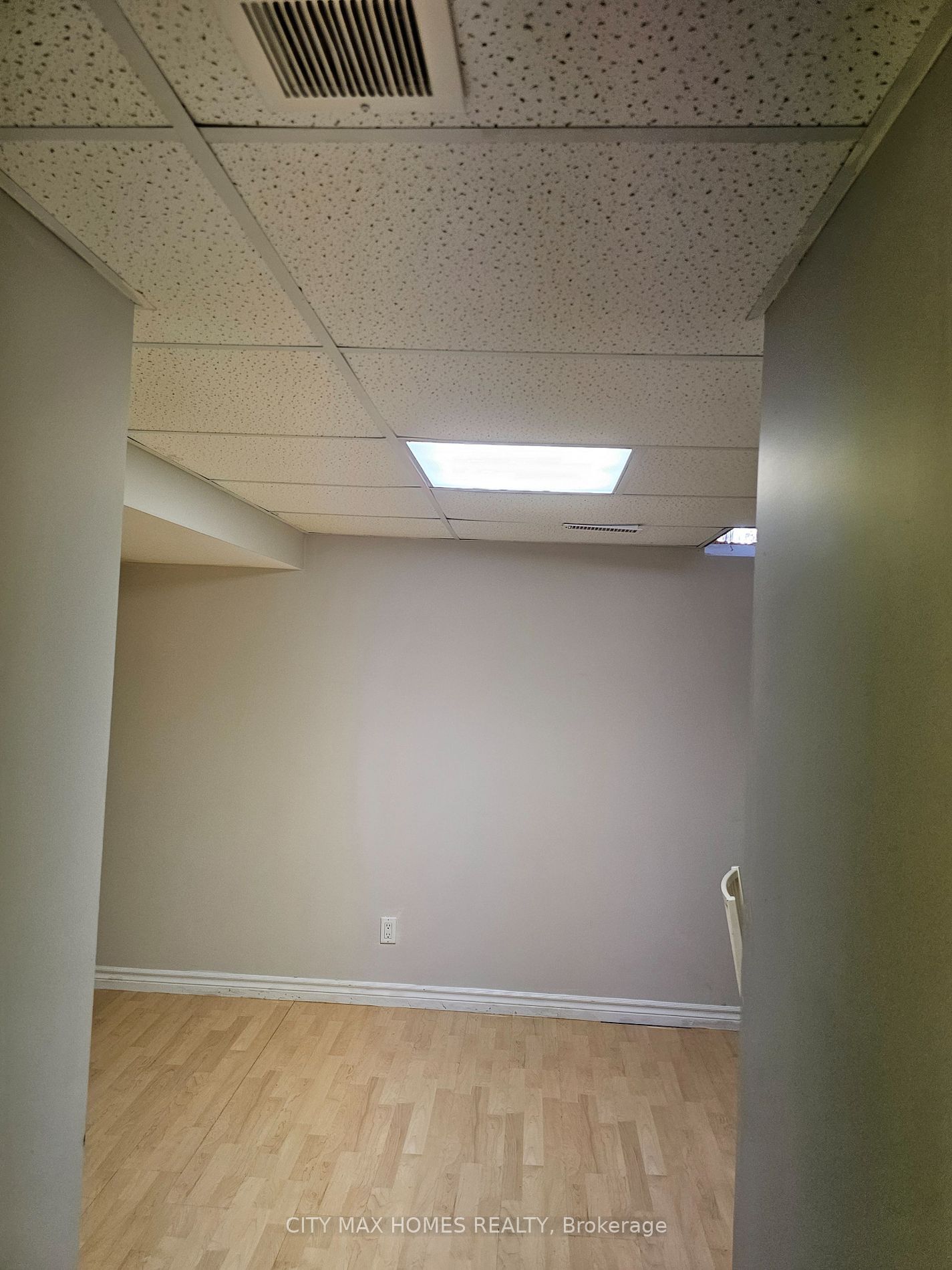 45 Bristol Rd E, unit 14 for rent