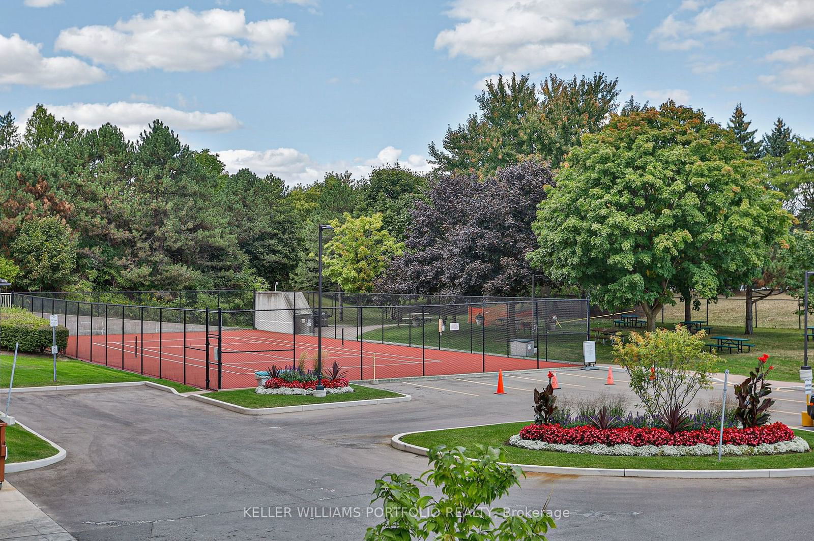 Lakewood on the Park Condos, Mississauga, Toronto