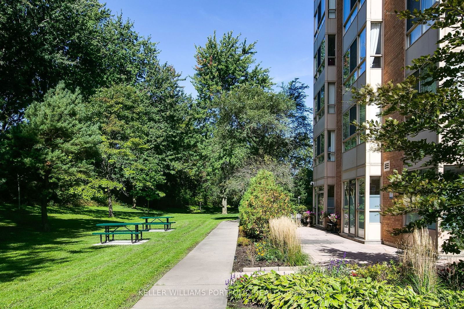 1485 Lakeshore Rd E, unit 1205 for sale