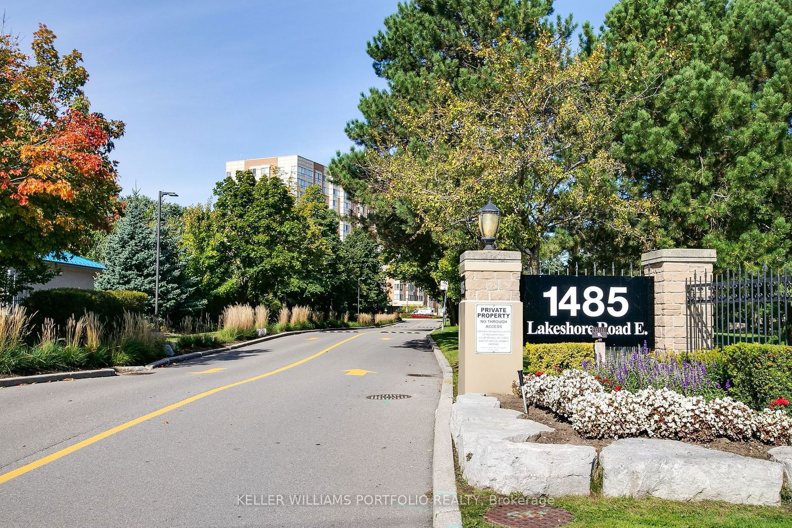 1485 Lakeshore Rd E, unit 1205 for sale