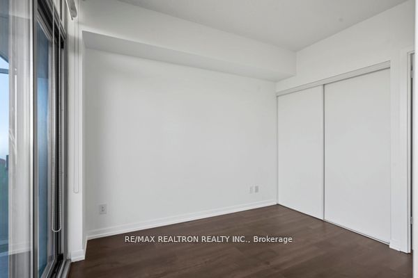 105 The Queensway Ave, unit 504 for rent