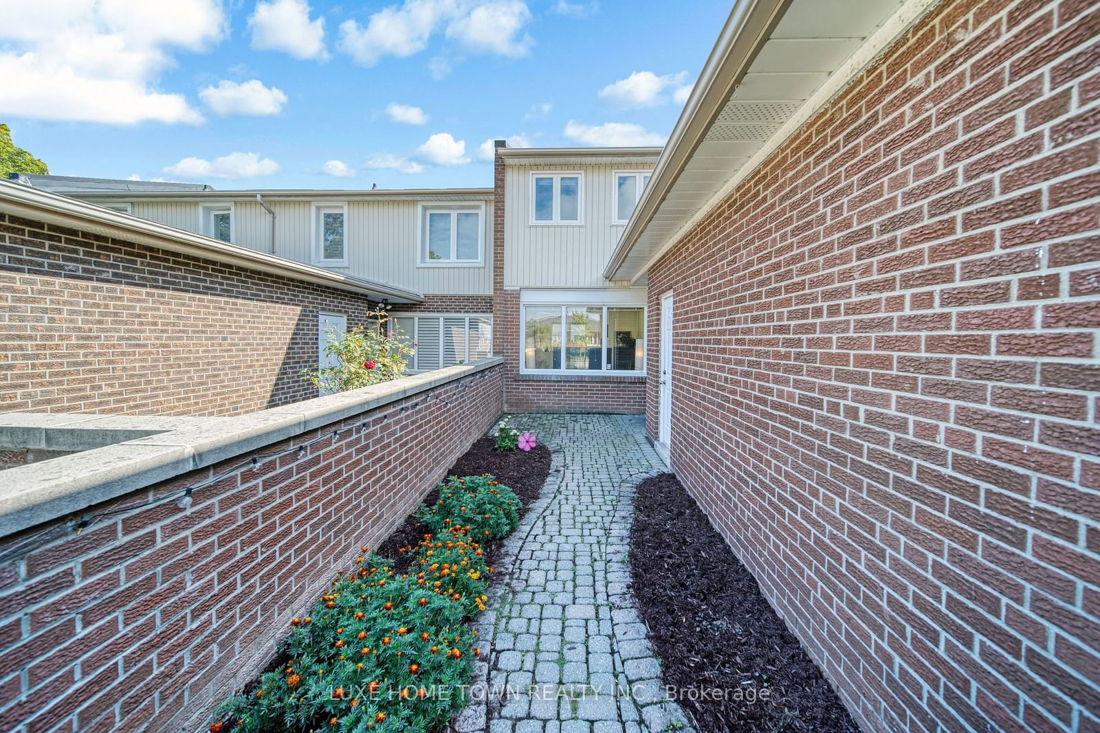 5286 Bromley Rd, unit 22 for sale