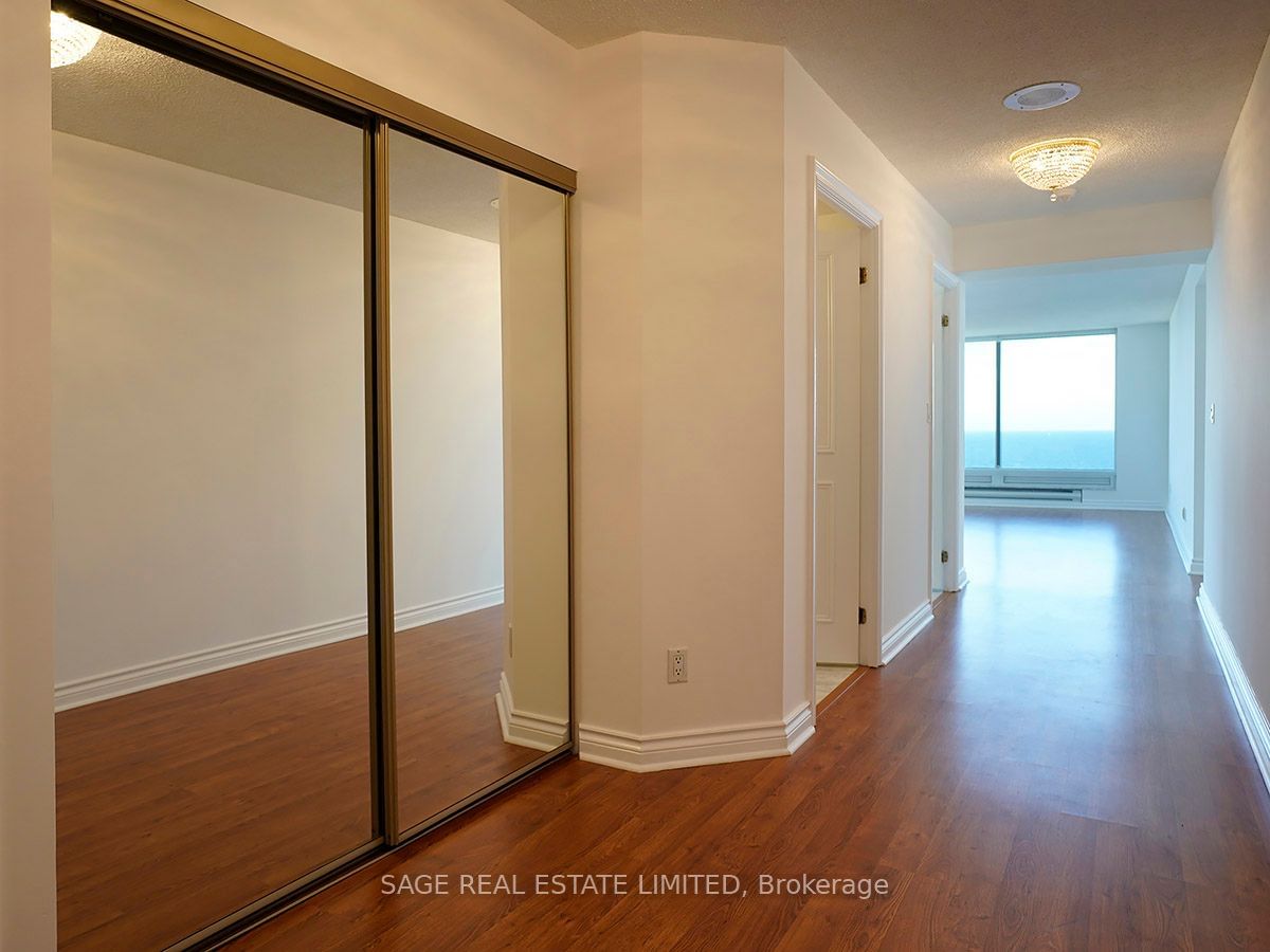 1 Palace Pier Court Crt, unit 1103 for sale