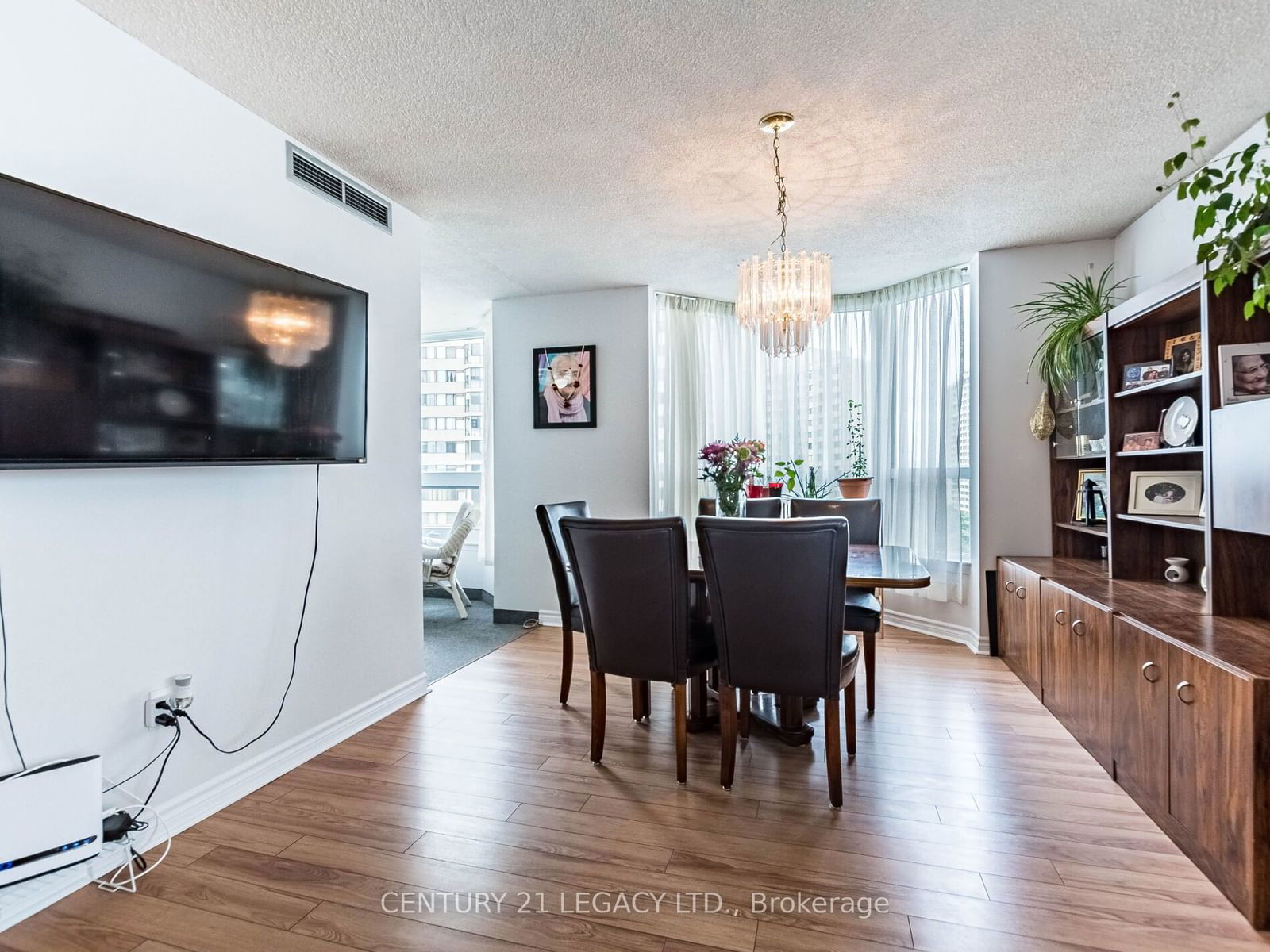 8 Lisa St E, unit 1402 for sale