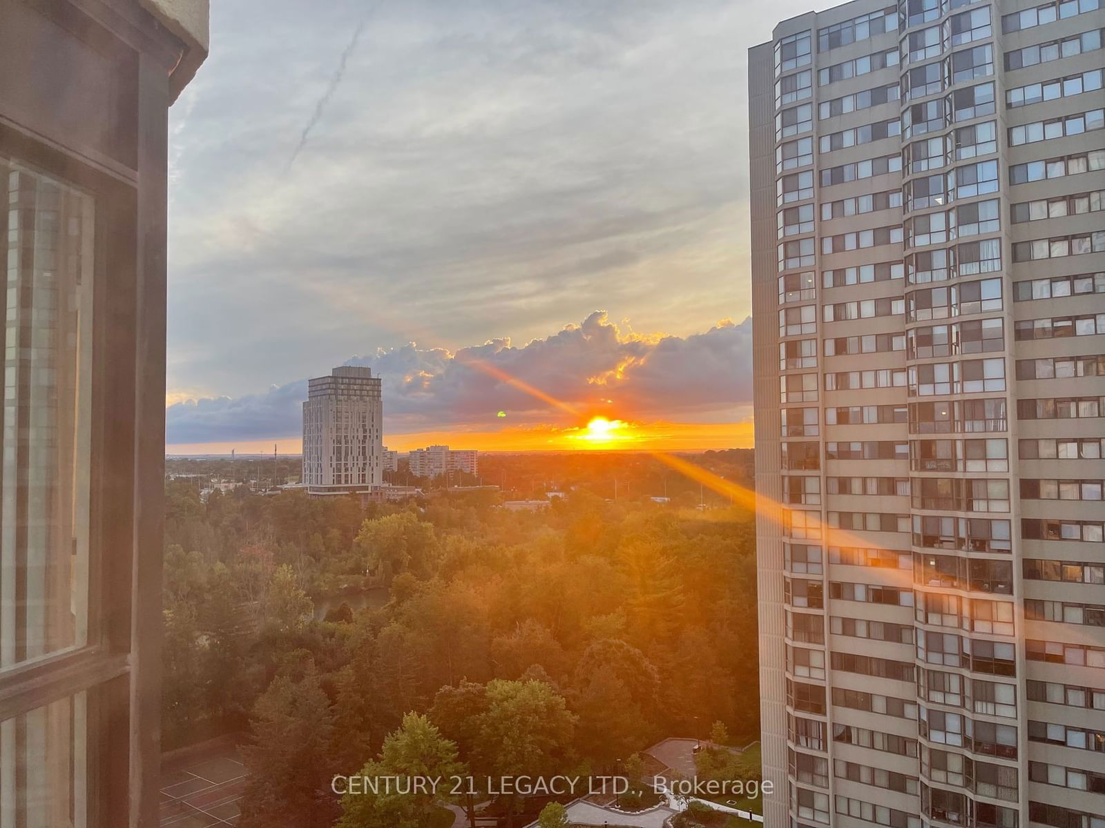 Ritz Towers Condos, Brampton, Toronto