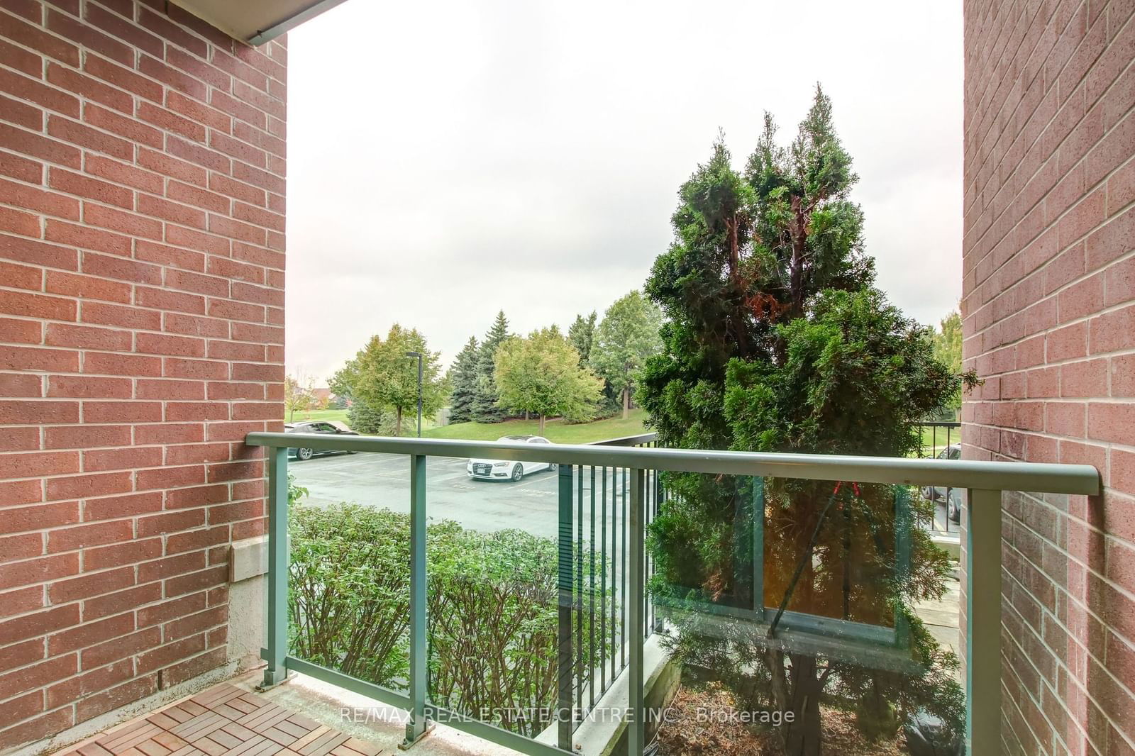 35 Via Rosedale, unit 117 for sale