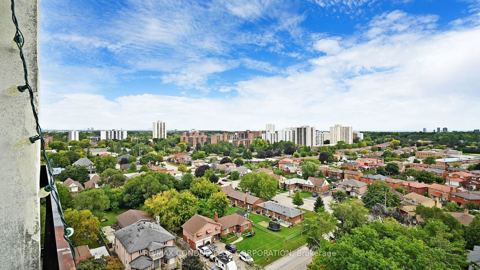 Willow Walk Condos, Mississauga, Toronto