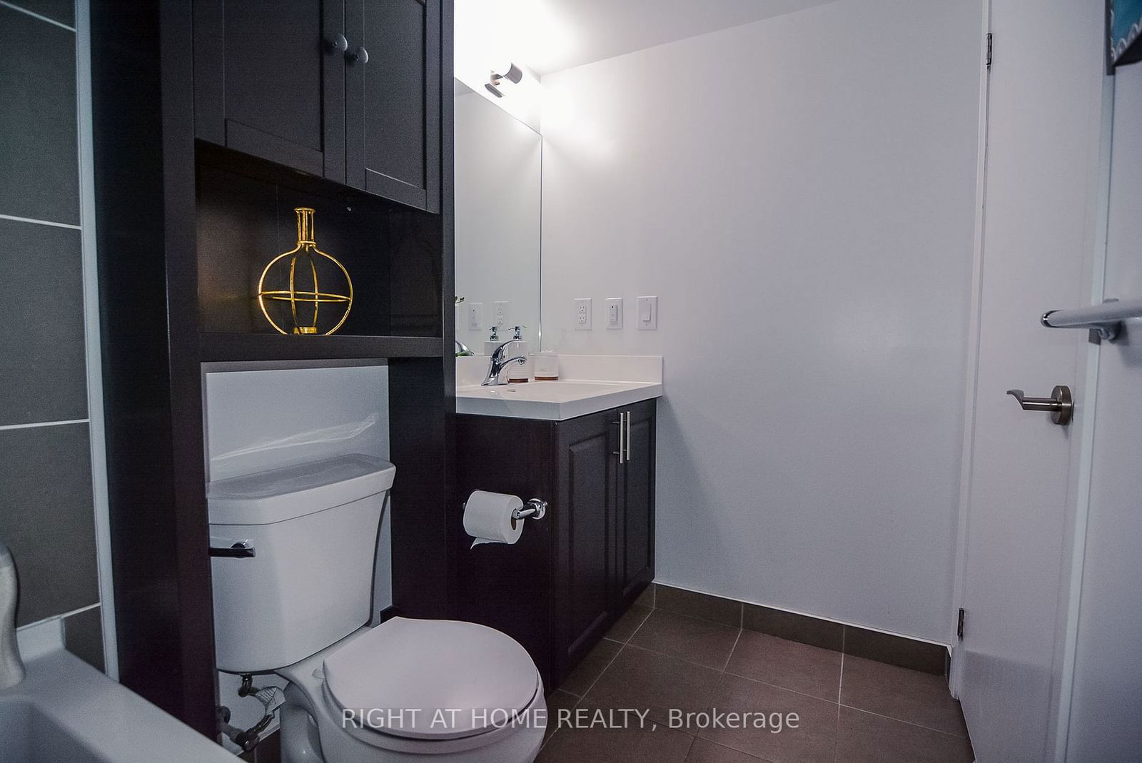 3091 Dufferin St, unit 1001 for rent