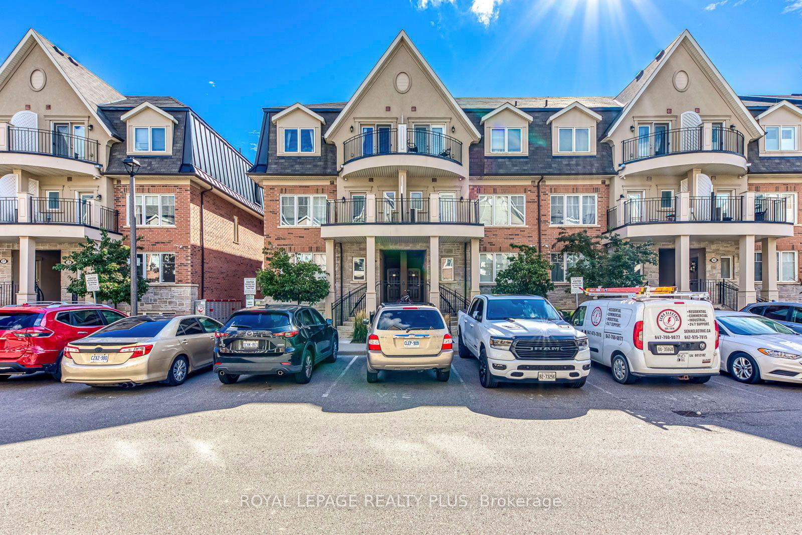 Harmony Village Townhomes, Oakville, Toronto