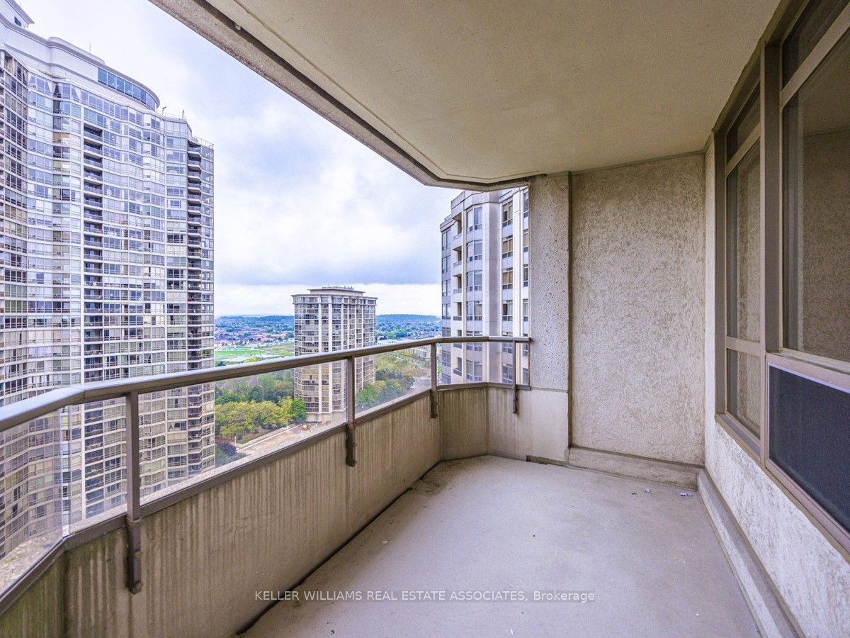 35 Kingsbridge Garden Circ, unit 2112 for sale