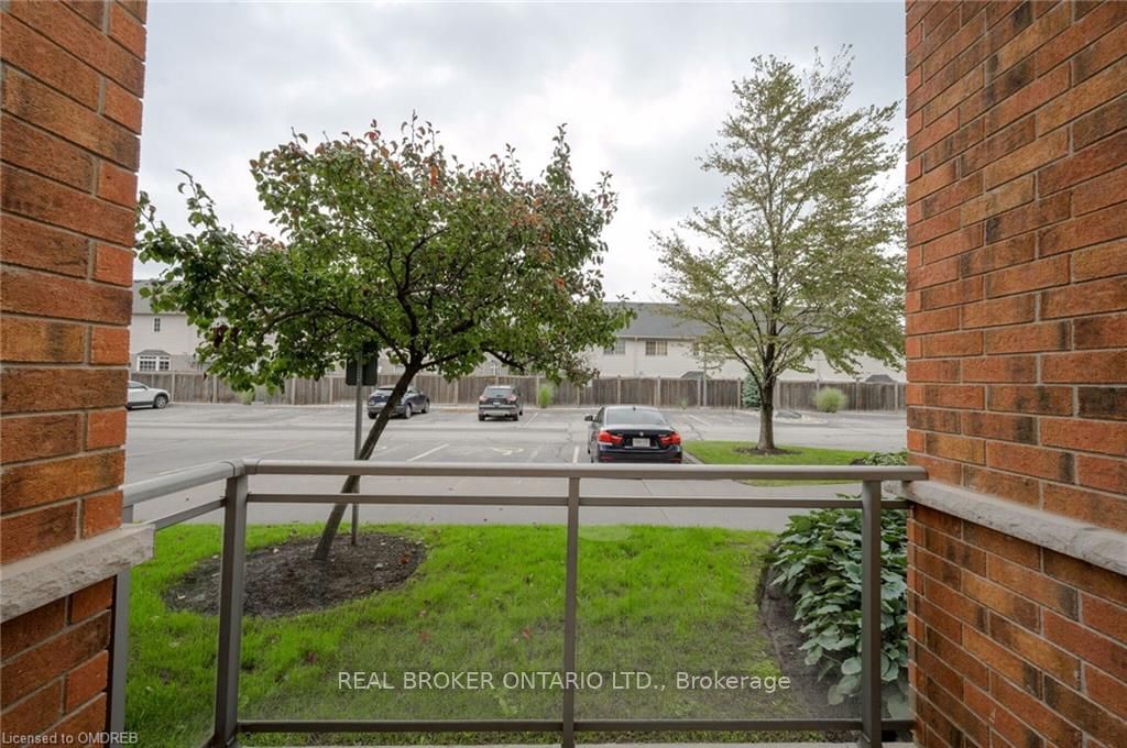 5070 Fairview St, unit 101 for sale