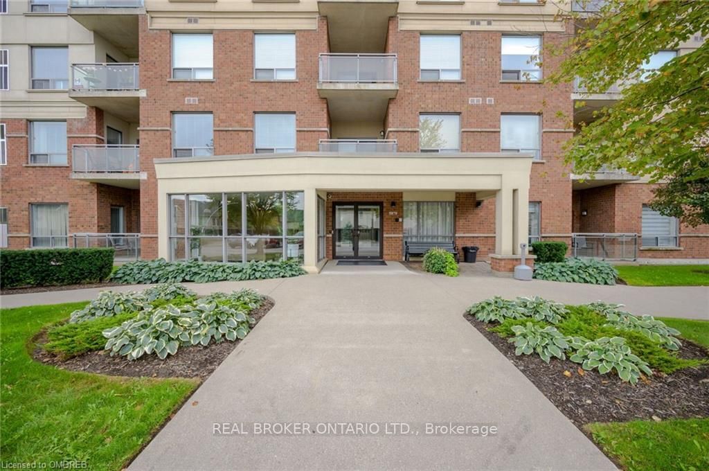 Terraces in The Village Condos, Burlington, Toronto