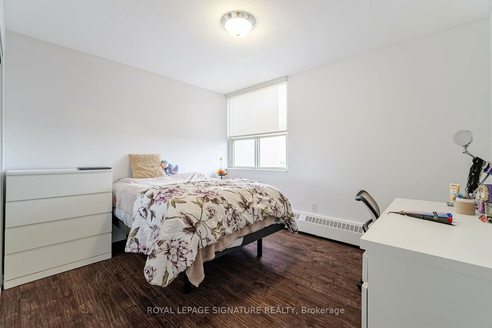 155 MARLEE Ave, unit 1702 for sale