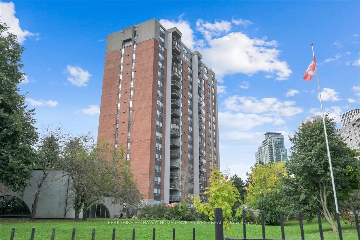 20 Mississauga Valley Blvd, unit 901 for rent